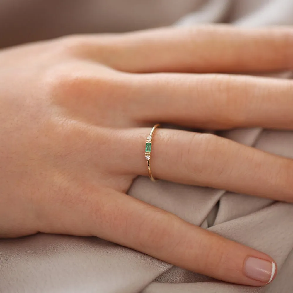 14k Baguette Emerald with Diamond Ring