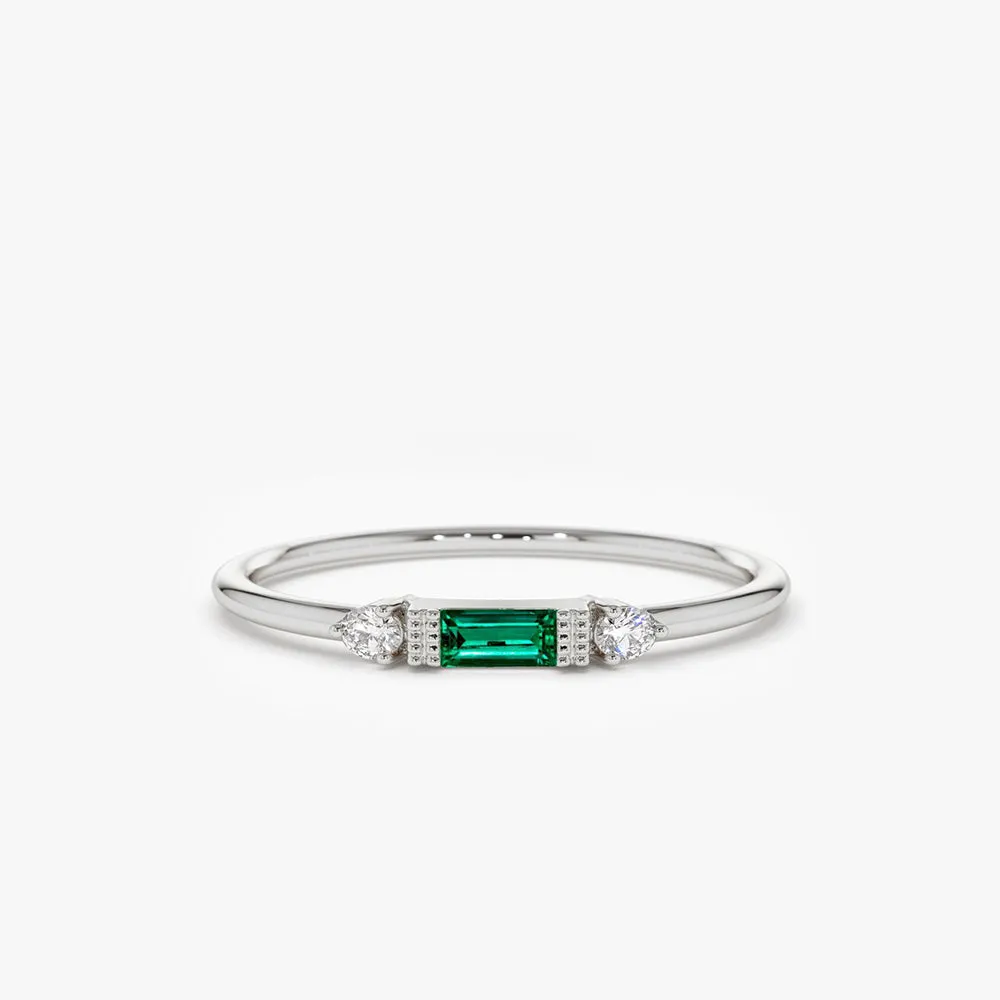 14k Baguette Emerald with Diamond Ring