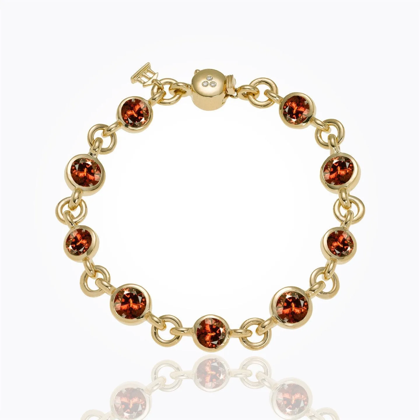 18K Classic Jean D'Arc Link Bracelet
