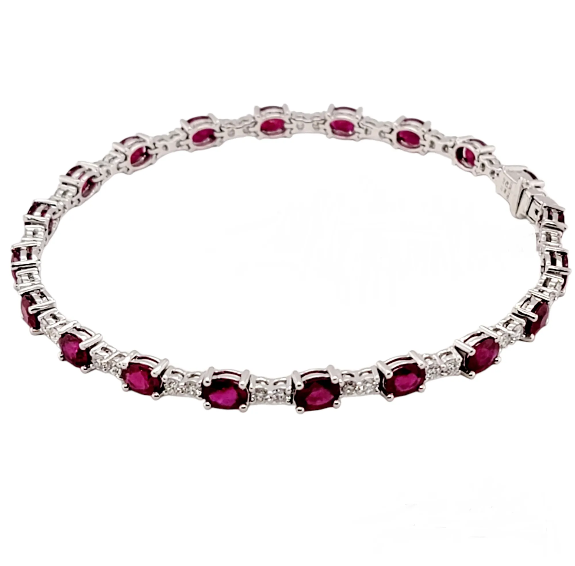 18K White Gold 5.96Ct Ruby, 1.12Ct Diamond Bracelet
