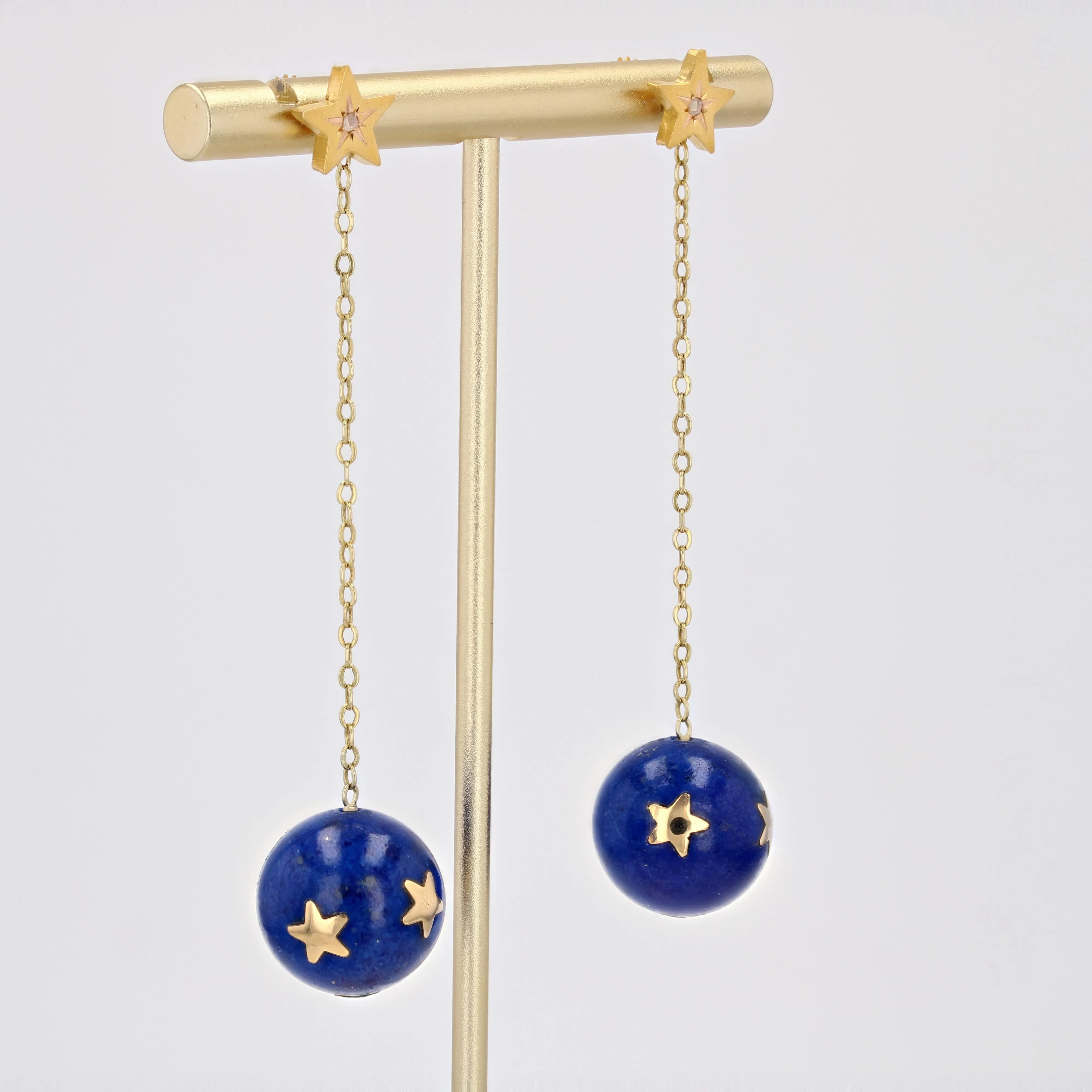 20th Century Lapis-Lazuli Ball Diamond 18 Karat Yellow Gold Dangle Star Earrings