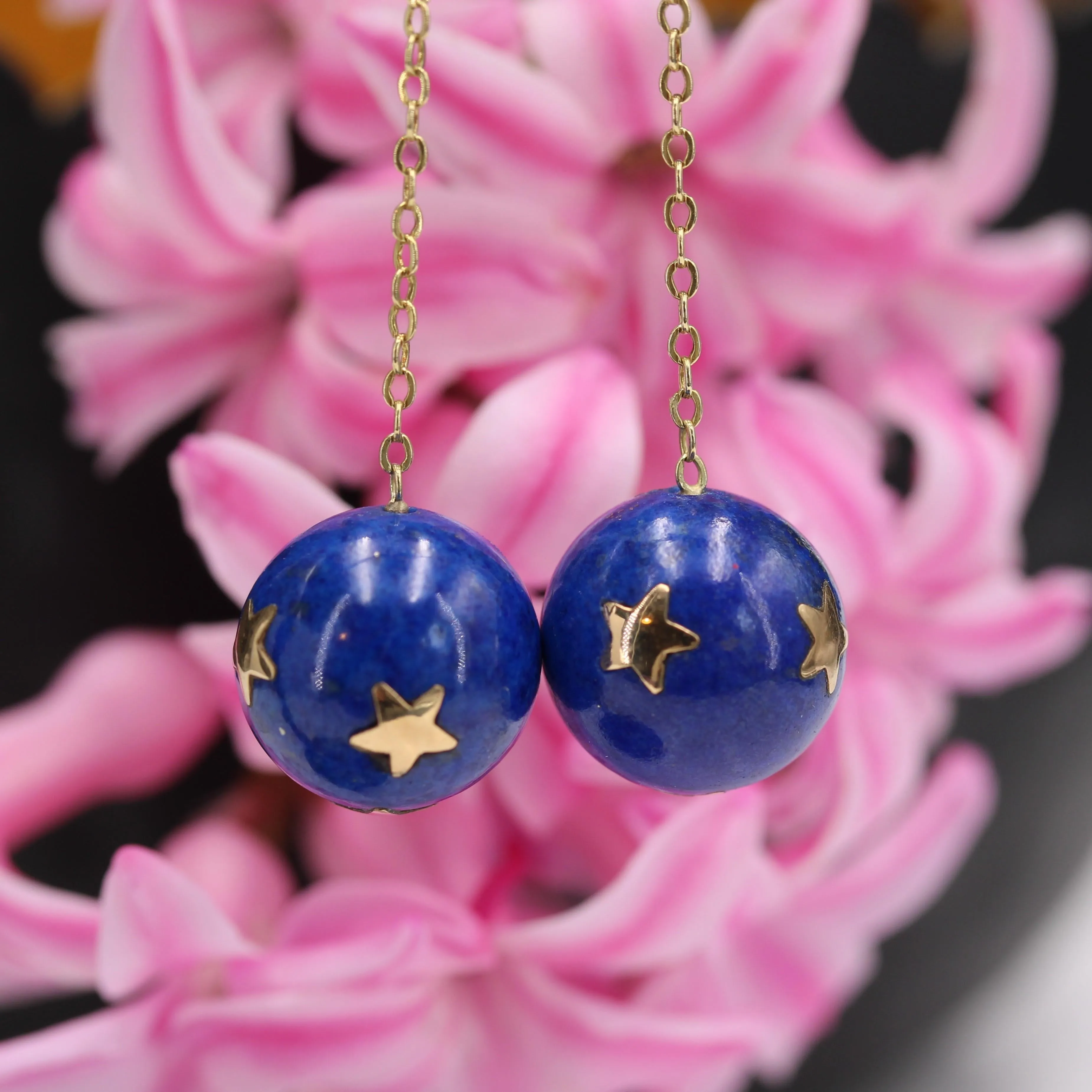 20th Century Lapis-Lazuli Ball Diamond 18 Karat Yellow Gold Dangle Star Earrings