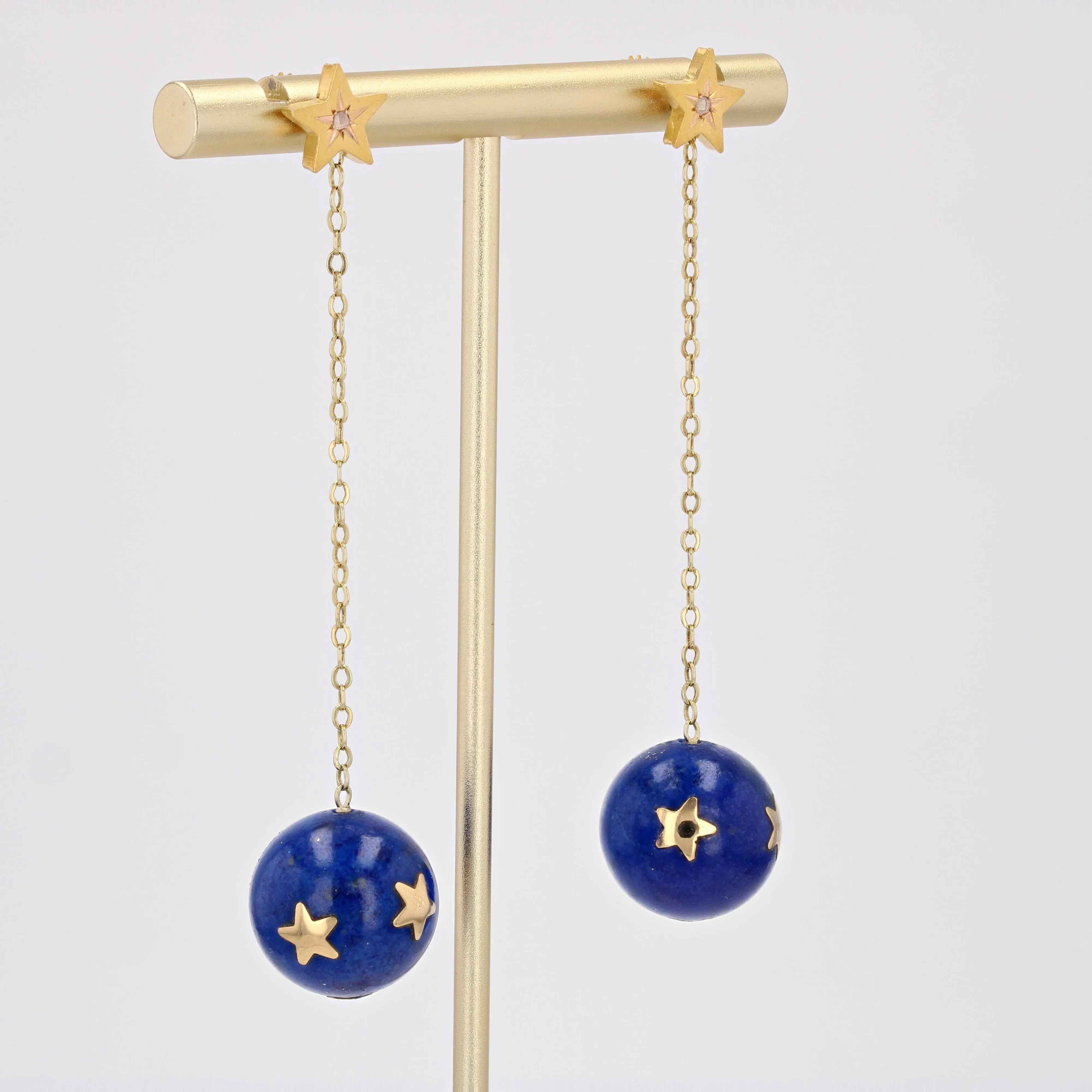 20th Century Lapis-Lazuli Ball Diamond 18 Karat Yellow Gold Dangle Star Earrings