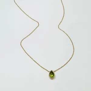 bezel set pear peridot necklace