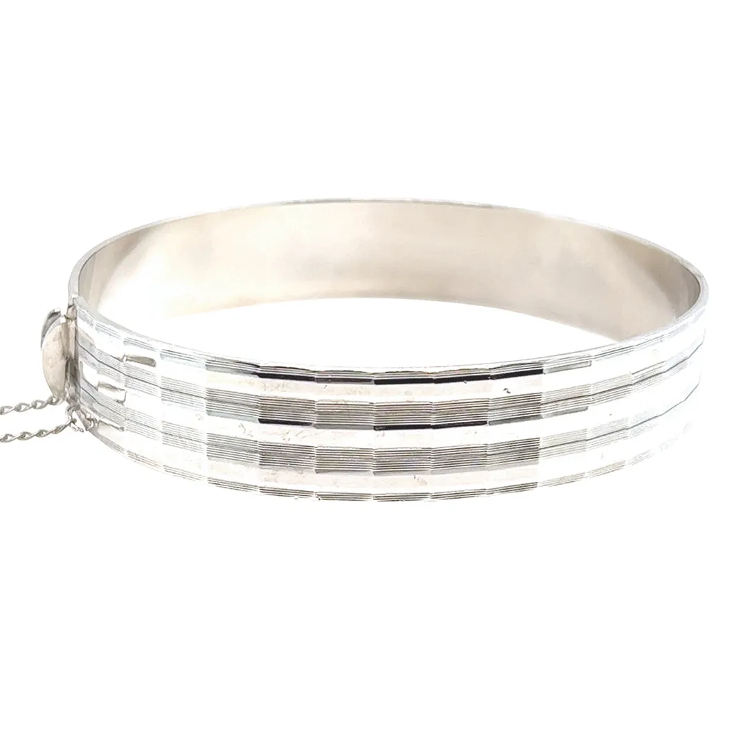 Diamond Cut Silver Bangle