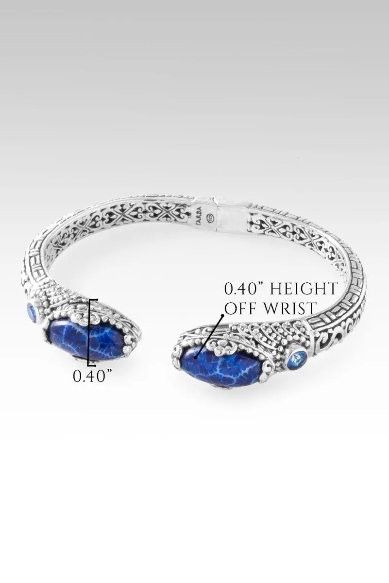 Extend Kindness Tip-to-Tip Bracelet™ in Navy Blue Indonesian Coral