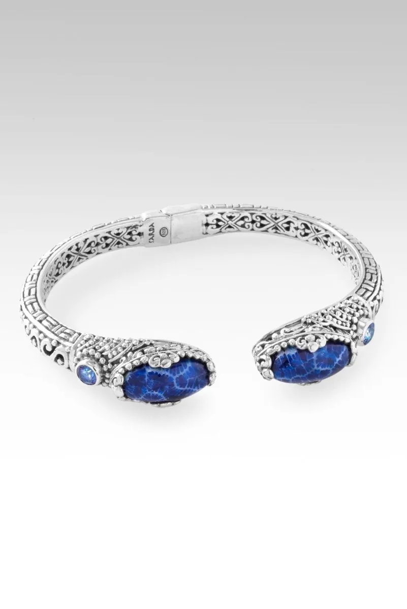 Extend Kindness Tip-to-Tip Bracelet™ in Navy Blue Indonesian Coral