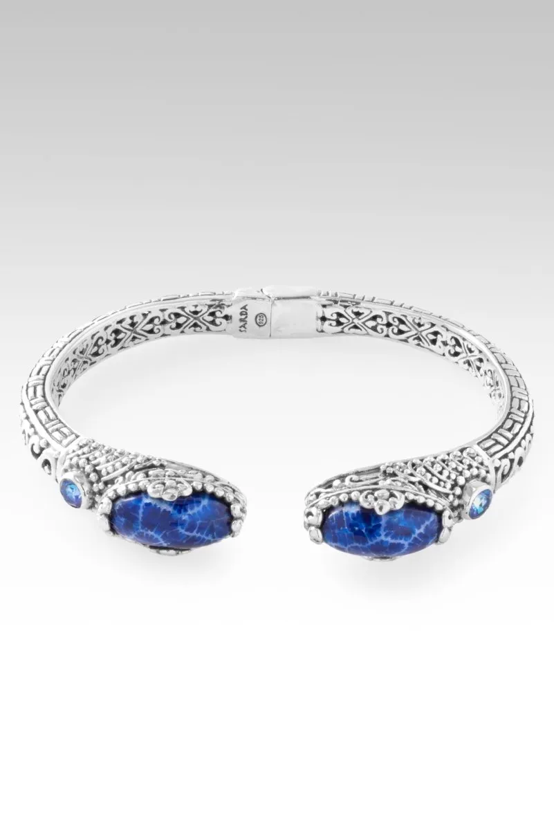 Extend Kindness Tip-to-Tip Bracelet™ in Navy Blue Indonesian Coral