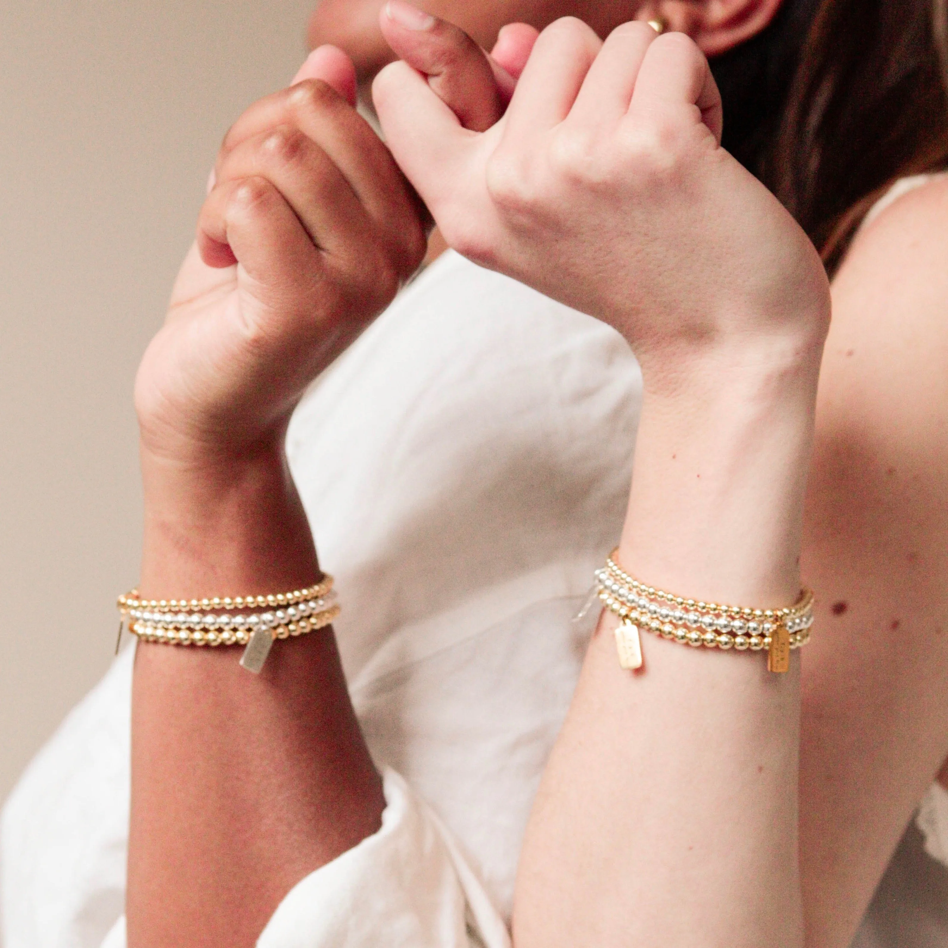 GOLD STAPLE BRACELET
