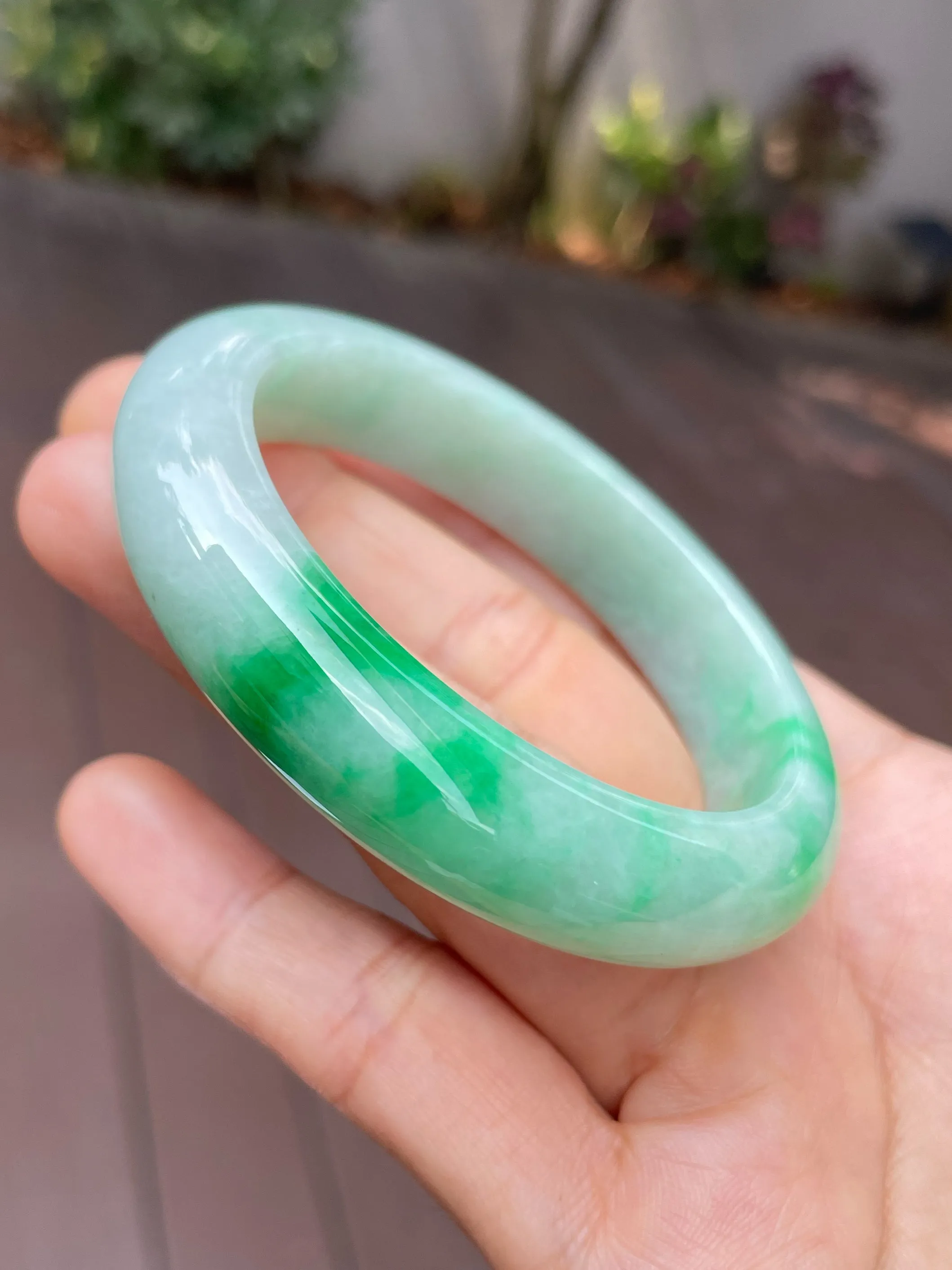 Green Jade Bangle | 55mm (NJBA026)