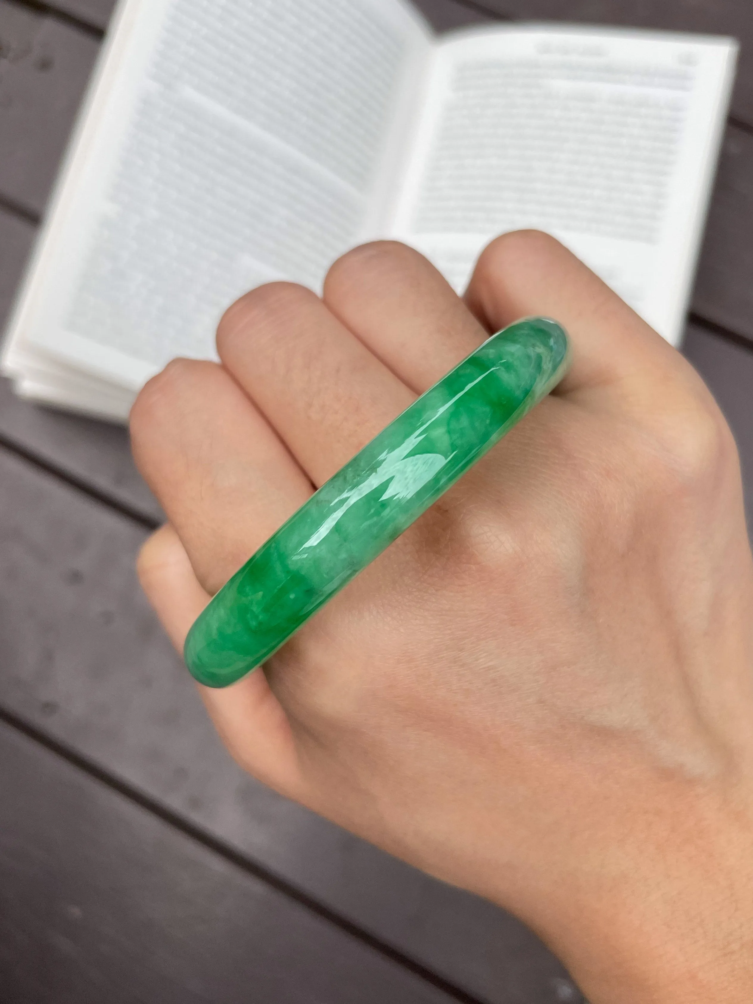 Green Jadeite Bangle | 53mm (NJBA001)