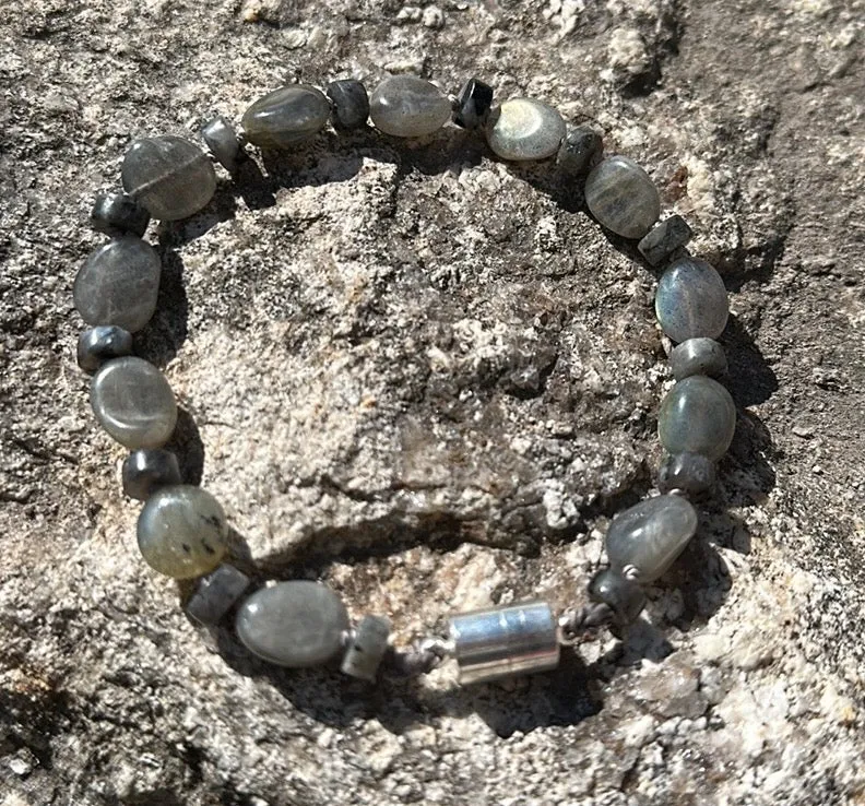 Moonstone magnetic bracelet