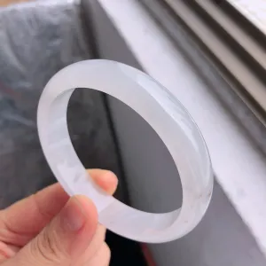 Natural Jade Bangle Jadeite Bangle Internal Diameter 59.7mm NBE056
