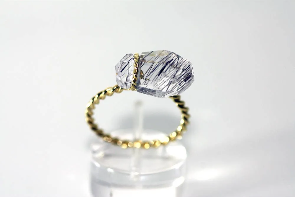 Quartz ring with rutile inclusions set with Gold K18, Totally Handmade