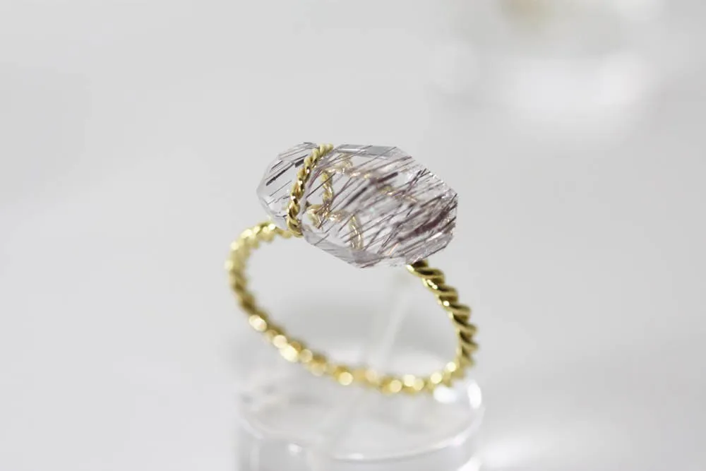 Quartz ring with rutile inclusions set with Gold K18, Totally Handmade