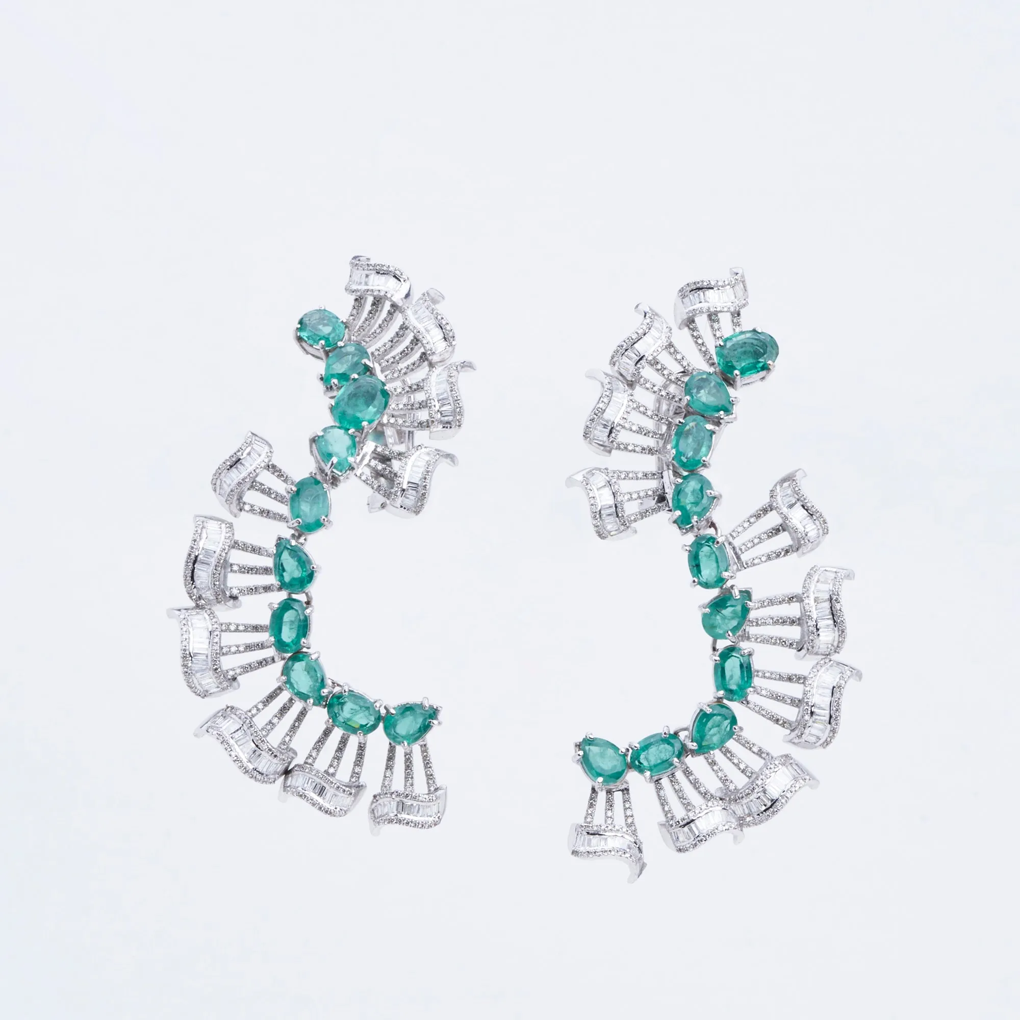 Radiant Diamond Collar Necklace Set